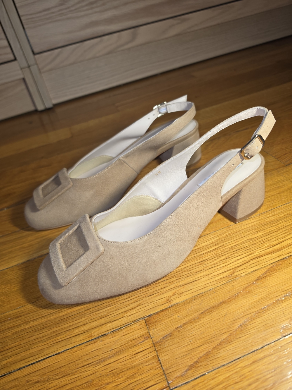 Sargasso & Grey Amalie Suede Slingbacks 8W